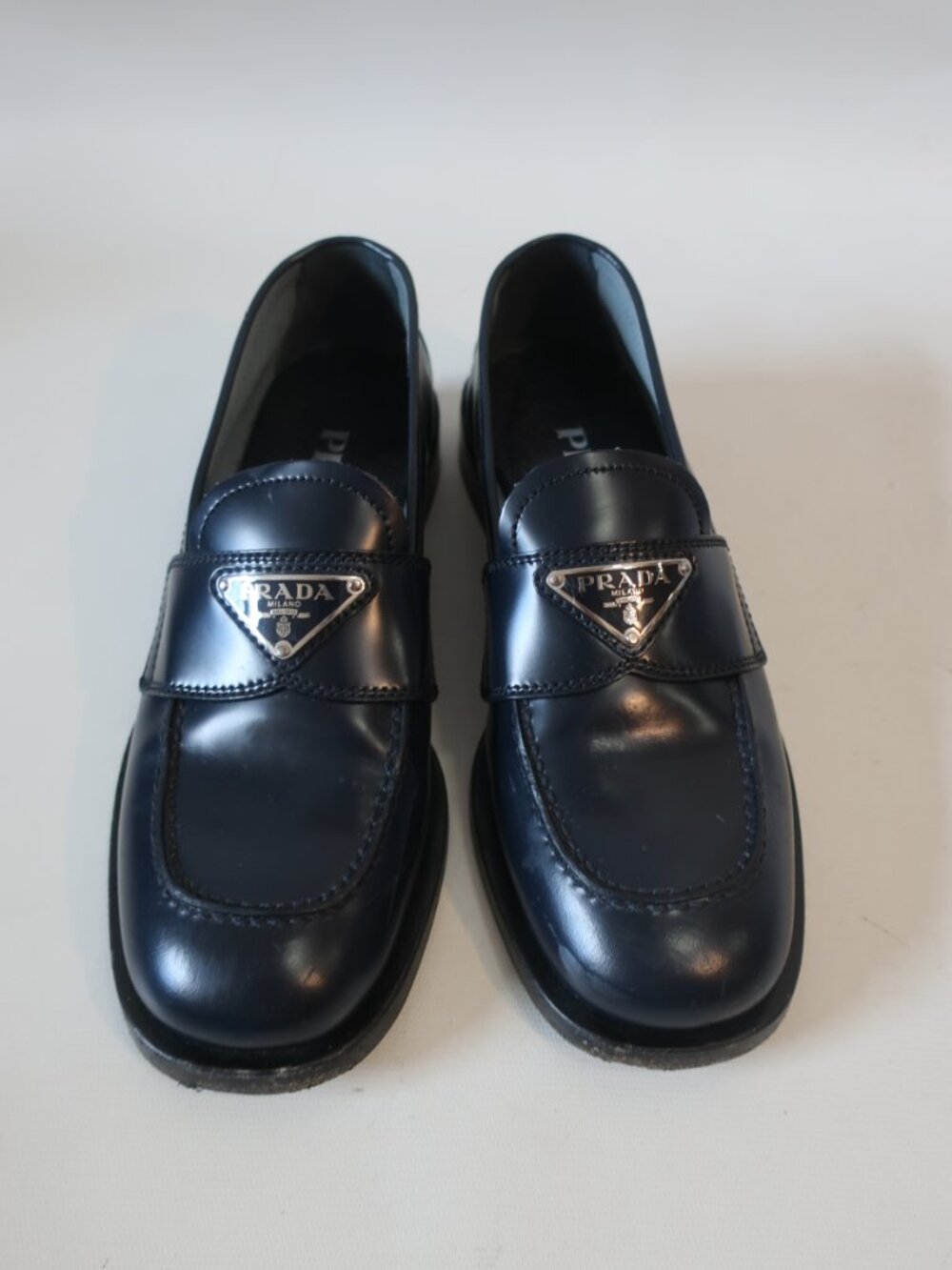 Authentic Womens Prada Dark Navy Blue Brushed Leather Logo Loafers 35.5 US/5.5 - Picture 2 of 16